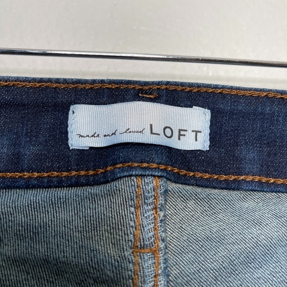 Ann Taylor LOFT curvy boot jeans 25 - Picture 6 of 8